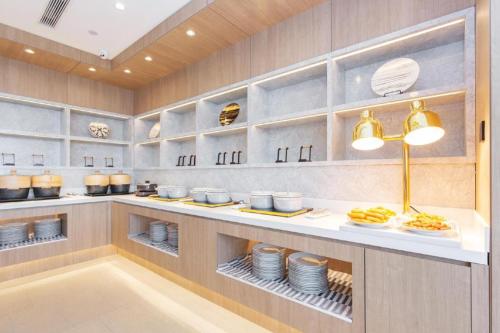 hanting hotel tianjin zhongbei new city center