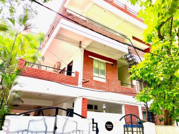 bedchamber serviced apartments jubilee hills hyd