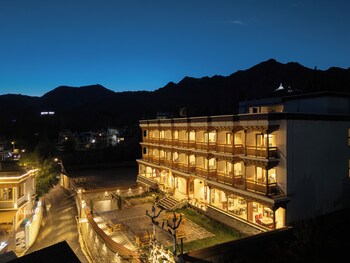 hotel samaya