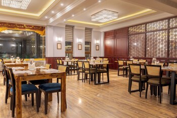 hotel samaya