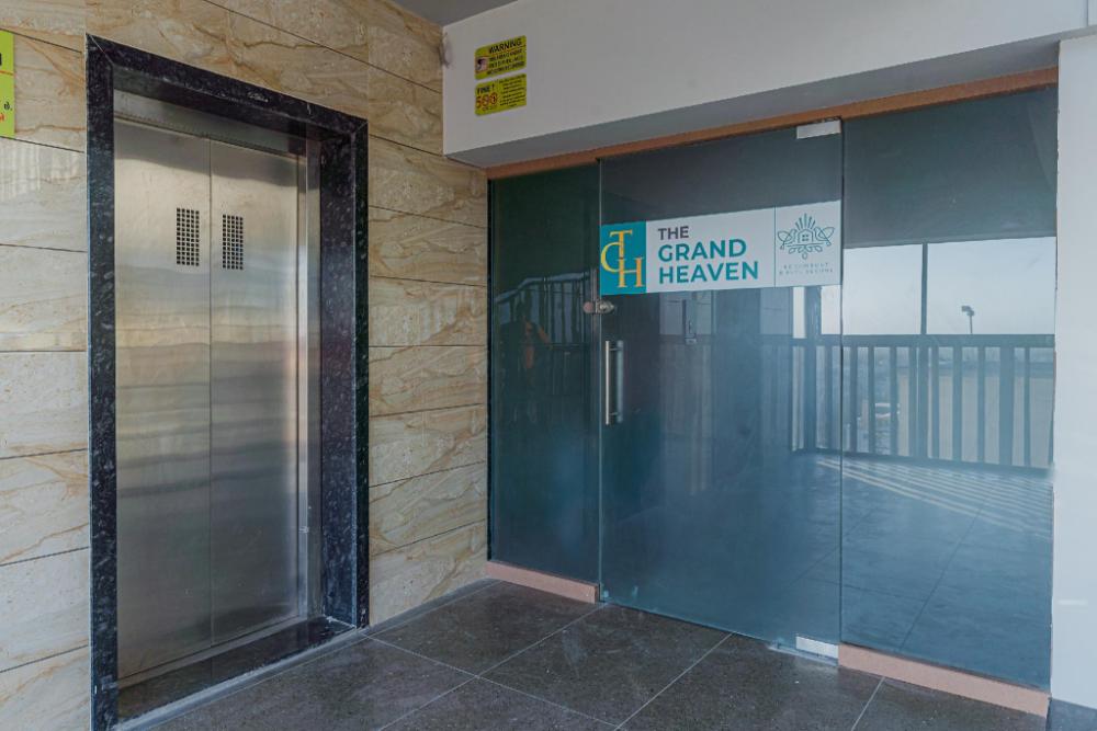 hotel the grand heaven