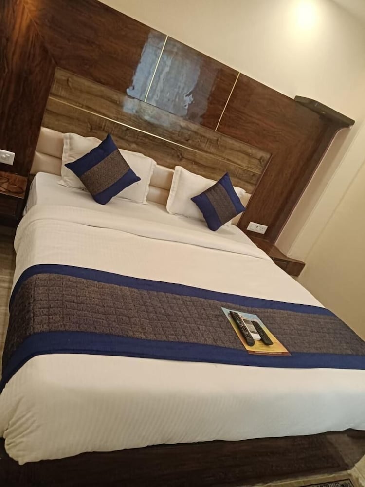hotel dev residency by grb