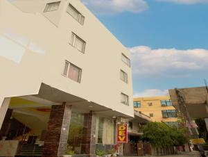 hotel dev residency by grb