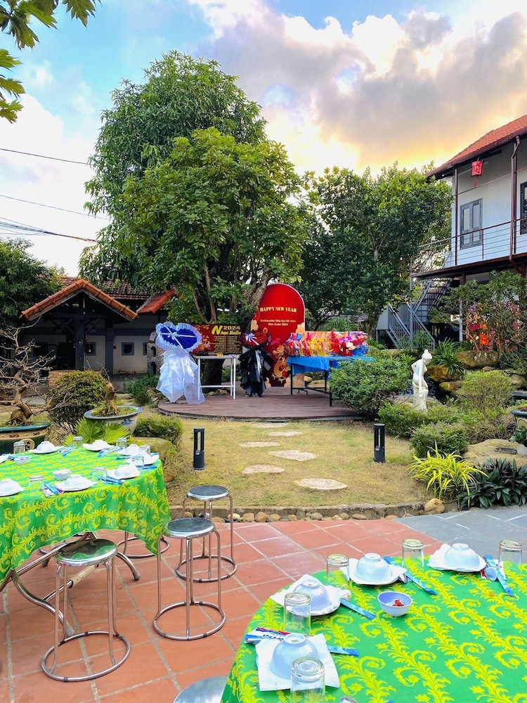 golden star villa hue