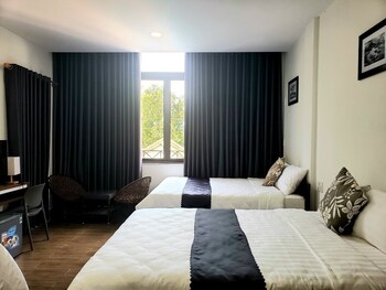 golden star villa hue