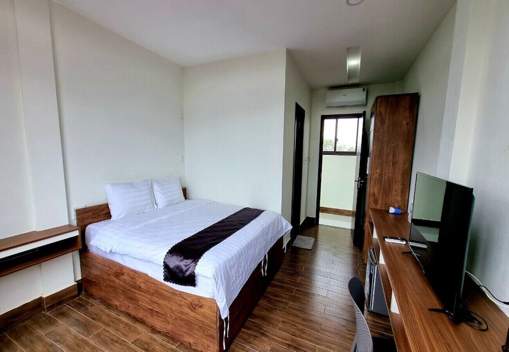 golden star villa hue