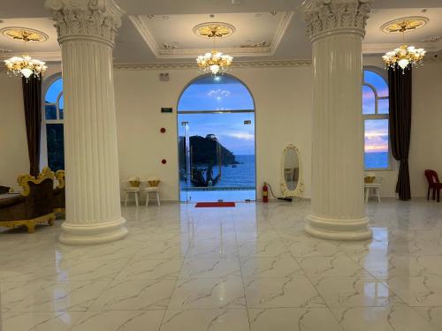 khach s n nam du palace