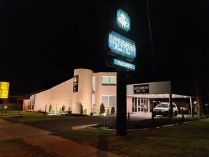 cottonwood motor inn