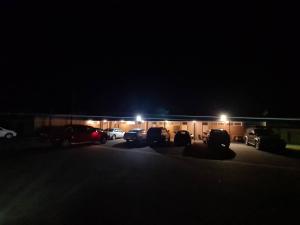 cottonwood motor inn