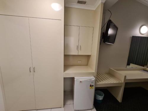 cottonwood motor inn