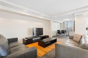 cbd luxury accommodation