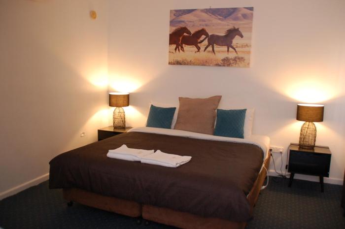 calder family motel