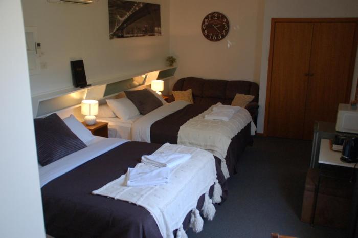 calder family motel