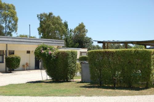 calder family motel