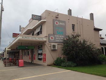 Burkes Hotel Motel,Mulwala>>Central Murray,3 star