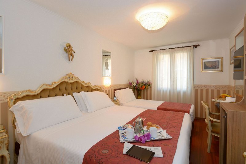 unahotels ala venezia adults only