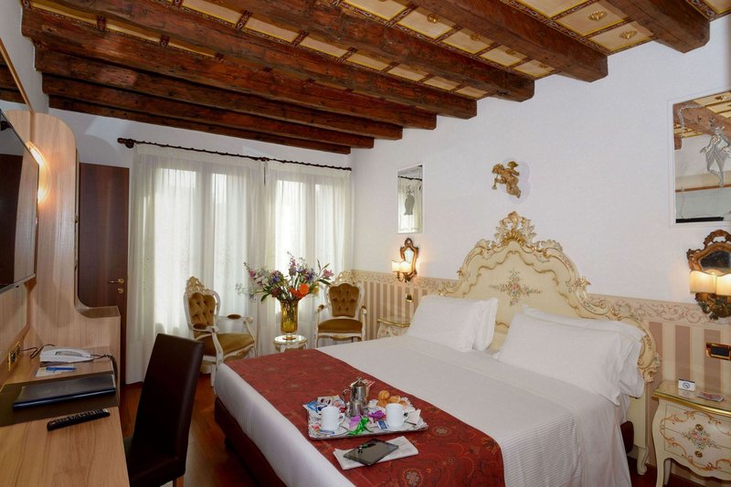 unahotels ala venezia adults only