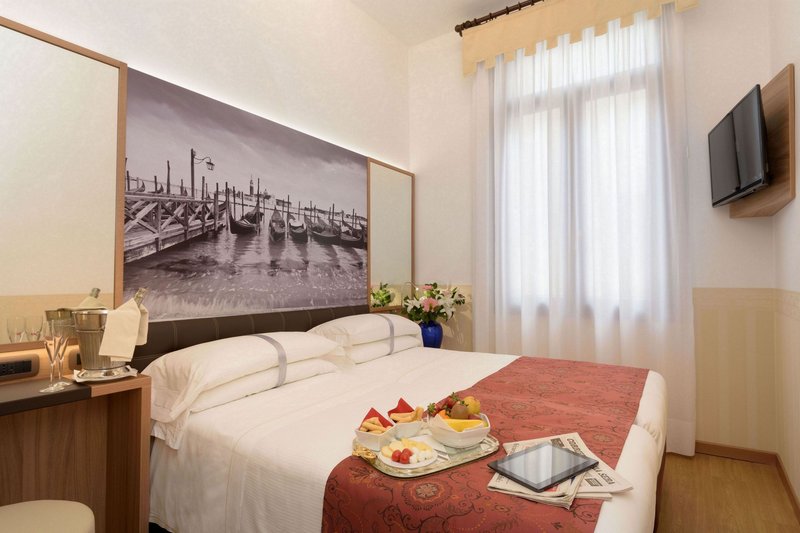 unahotels ala venezia adults only