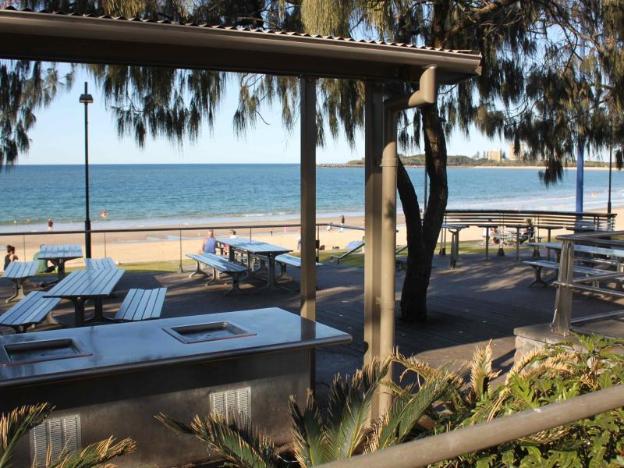 bayviews and harbourview holiday apartments