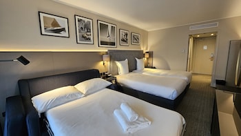 columbus hotel monte carlo curio collection by hilton