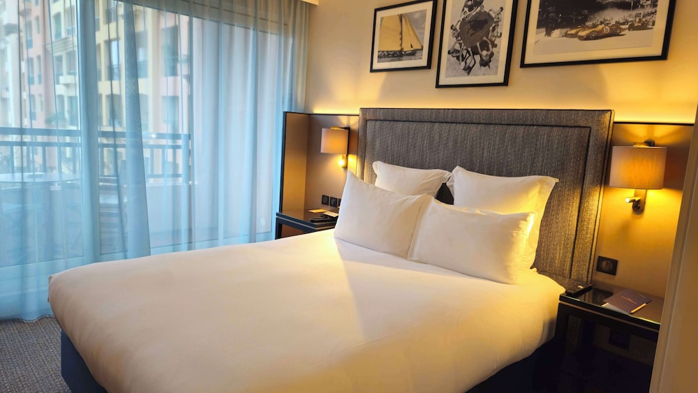 columbus hotel monte carlo curio collection by hilton