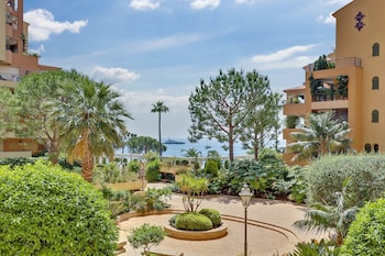 columbus hotel monte carlo curio collection by hilton