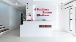 reddoorz plus dbuilders poblacion bgc