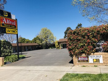 alfred motor inn