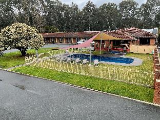 advance motel