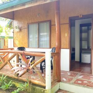 Golden Monkey Beach Hotel,Palawan>>El Nido,3 star