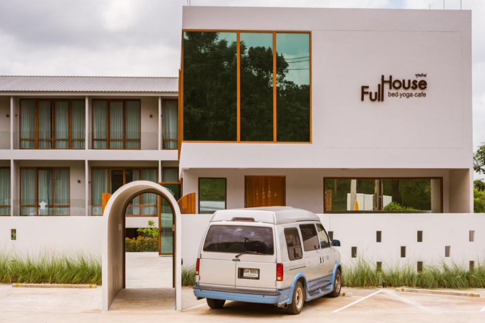 full house khao yai