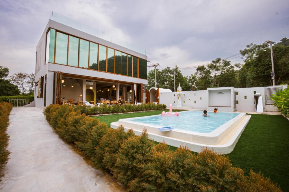 full house khao yai