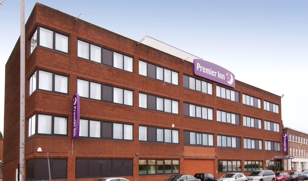 premier inn london hanger lane