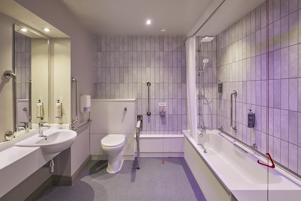 premier inn london hanger lane