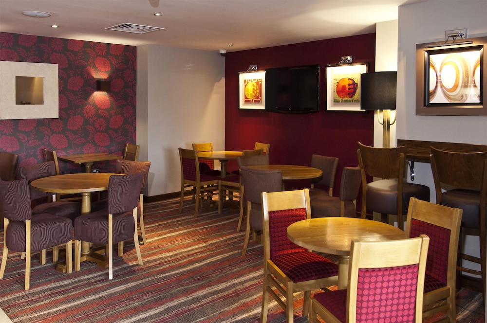 premier inn london hanger lane