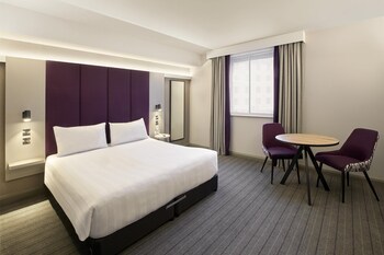 premier inn london hanger lane