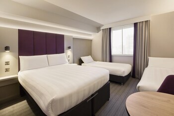 premier inn london hanger lane