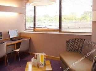 premier inn london hanger lane
