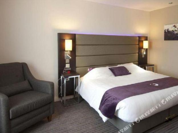 premier inn london bank tower