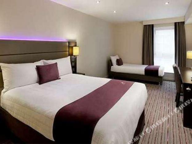 premier inn london bank tower