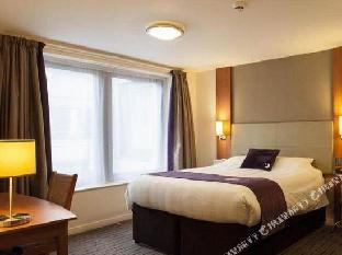 premier inn london bank tower