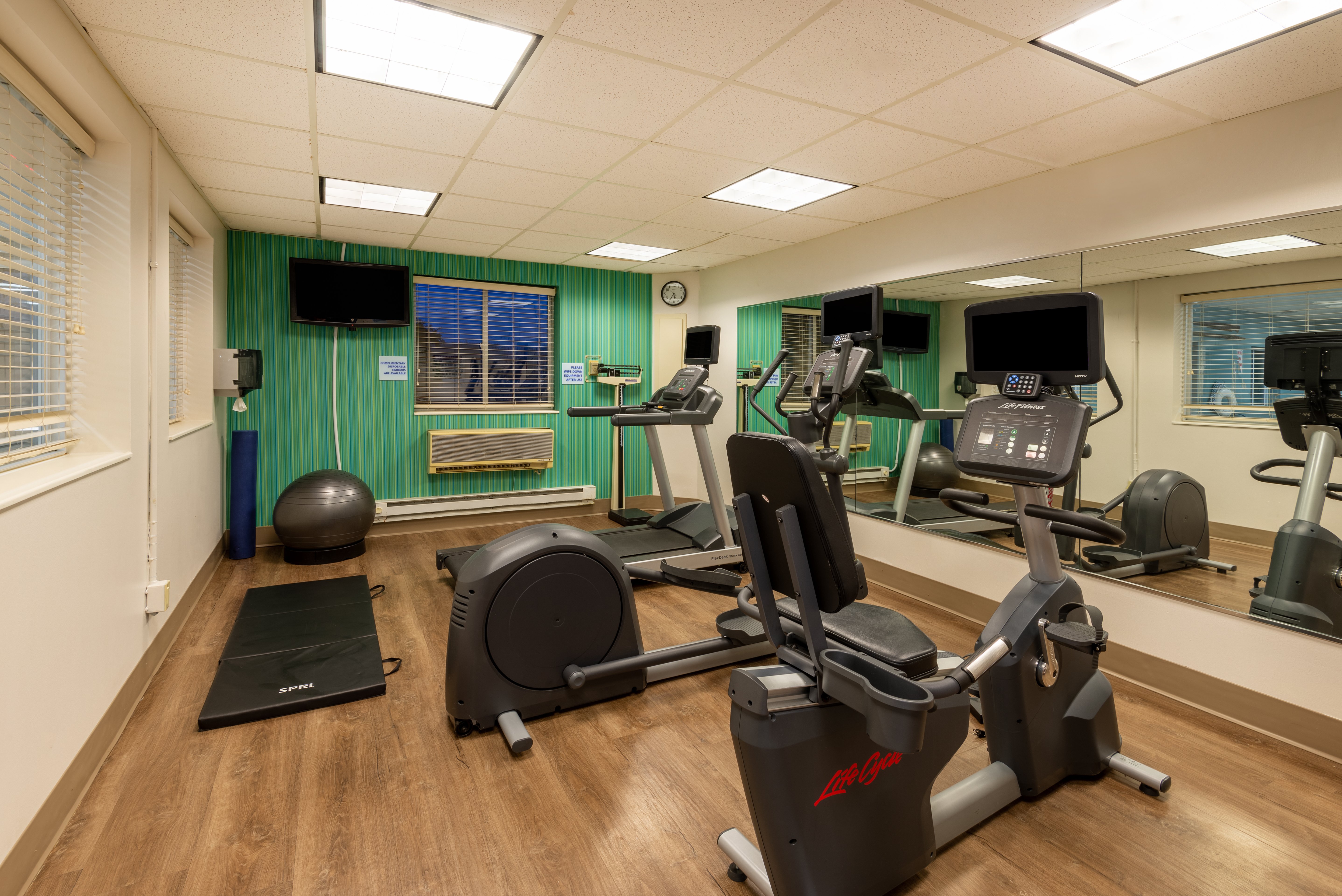 holiday inn express vermilion by ihg