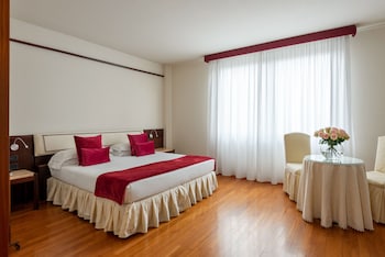 hotel leopardi