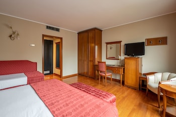 hotel leopardi
