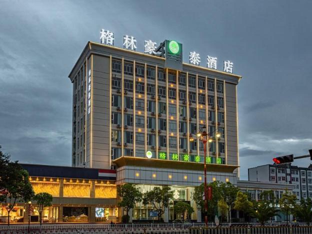 green tree inn yunnan chuxiong yiren ancient town