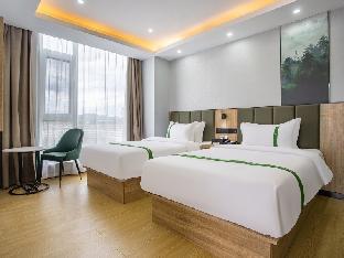 green tree inn yunnan chuxiong yiren ancient town