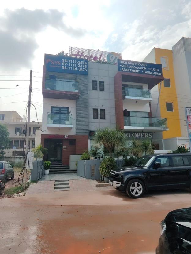 hotel 91 golf course road