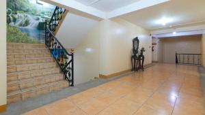 reddoorz golden park inn la union