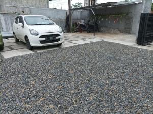 reddoorz near stasiun batang