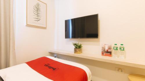 reddoorz plus la belle residences makati city